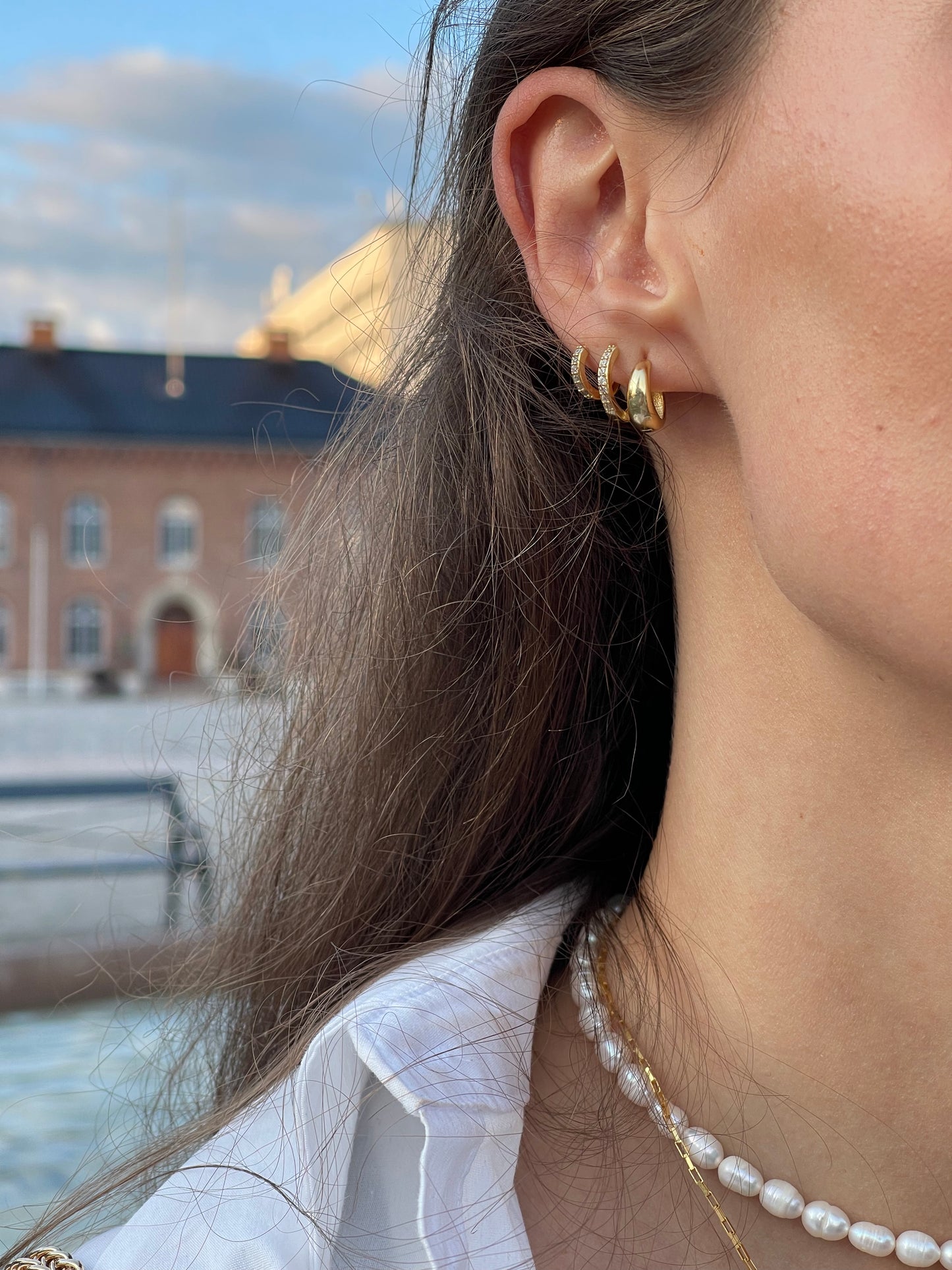 Timeless Hoops Gold