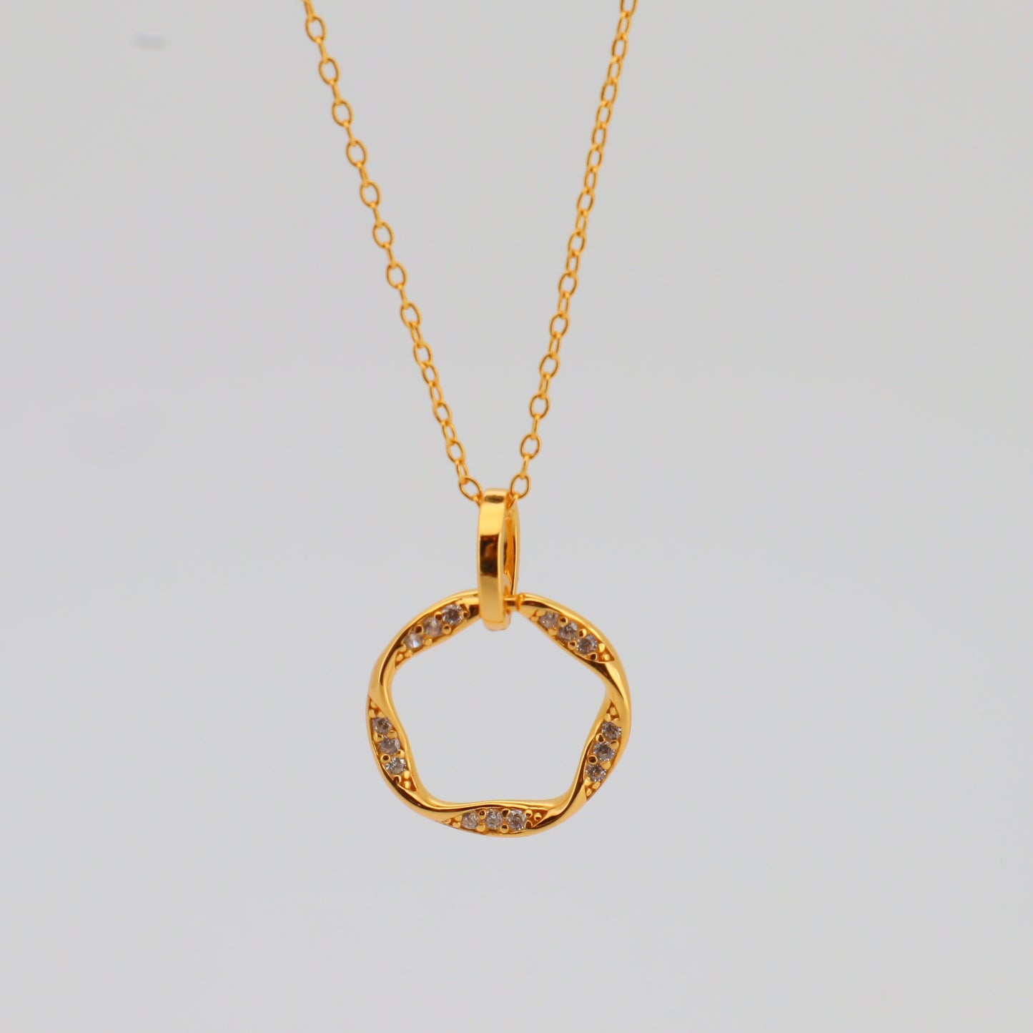 Sway Necklace Gold