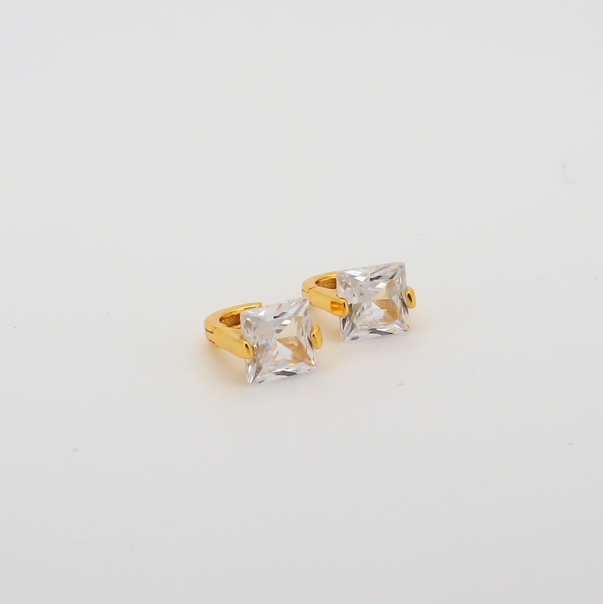 Square Elegance Hoops Gold