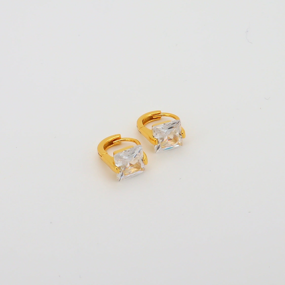 Square Elegance Hoops Gold