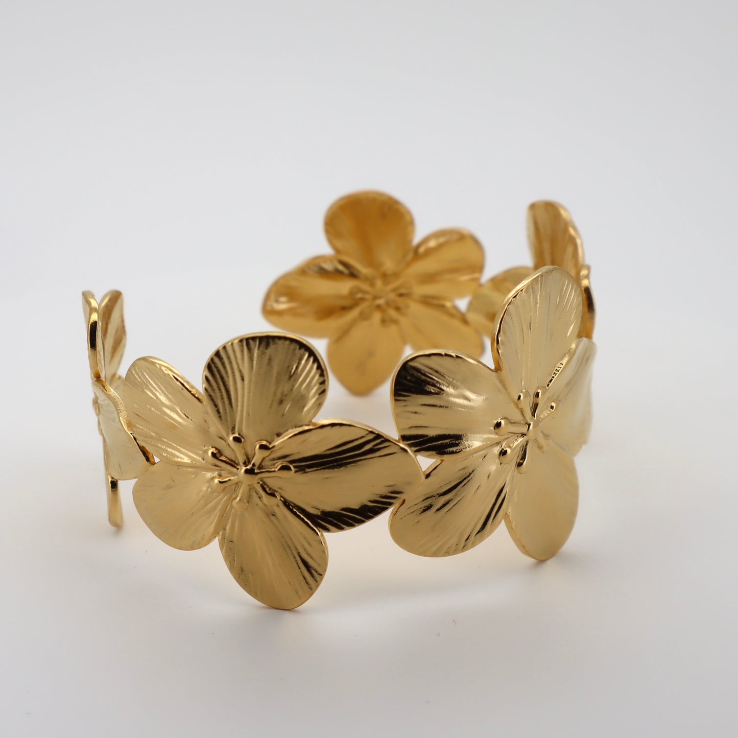 Sakura Golden Bracelet