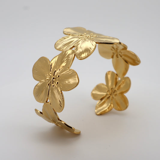Sakura Golden Bracelet