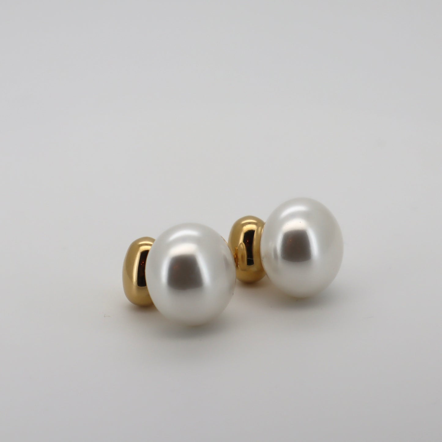 Pearl Duo Stud