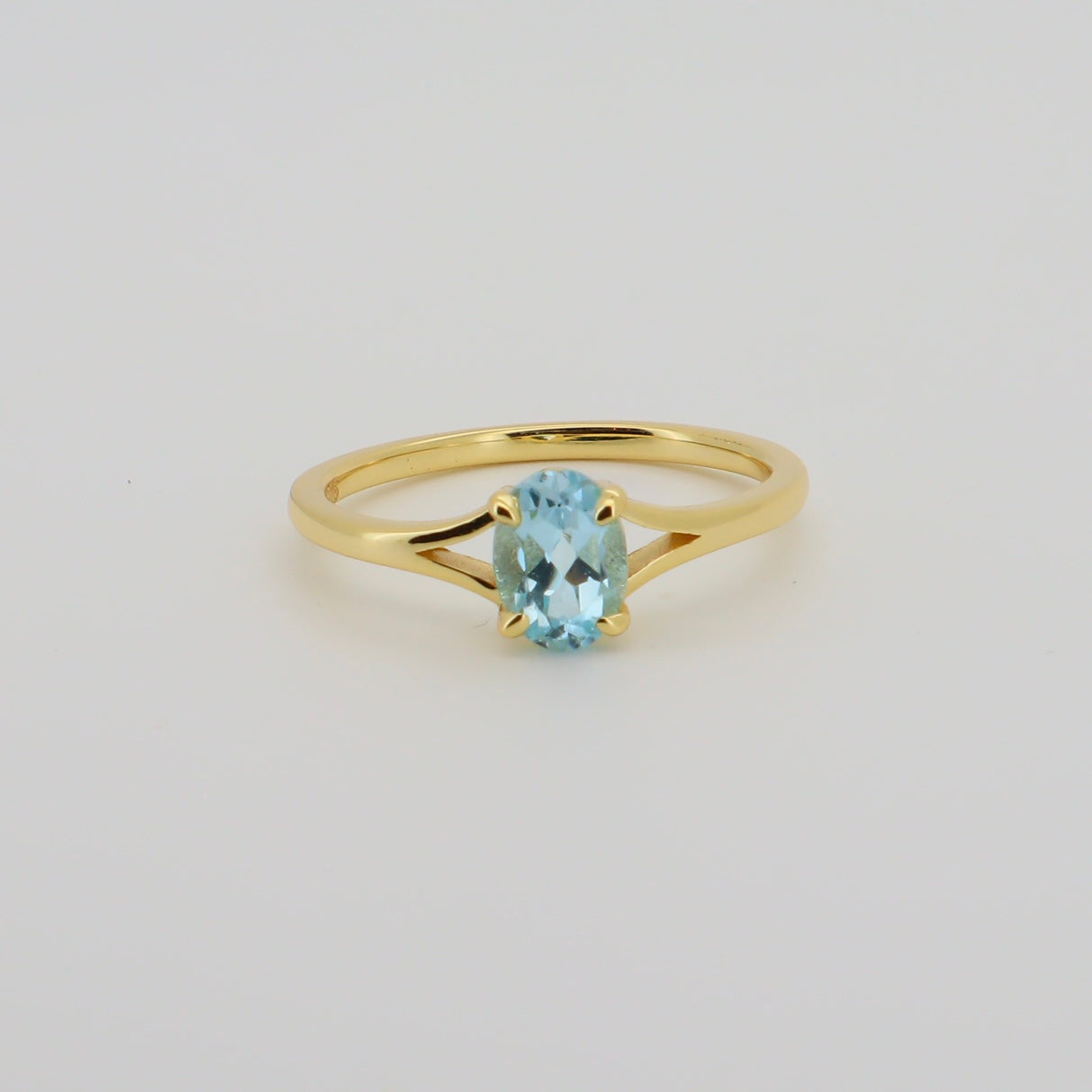 Stella Topaz Ring