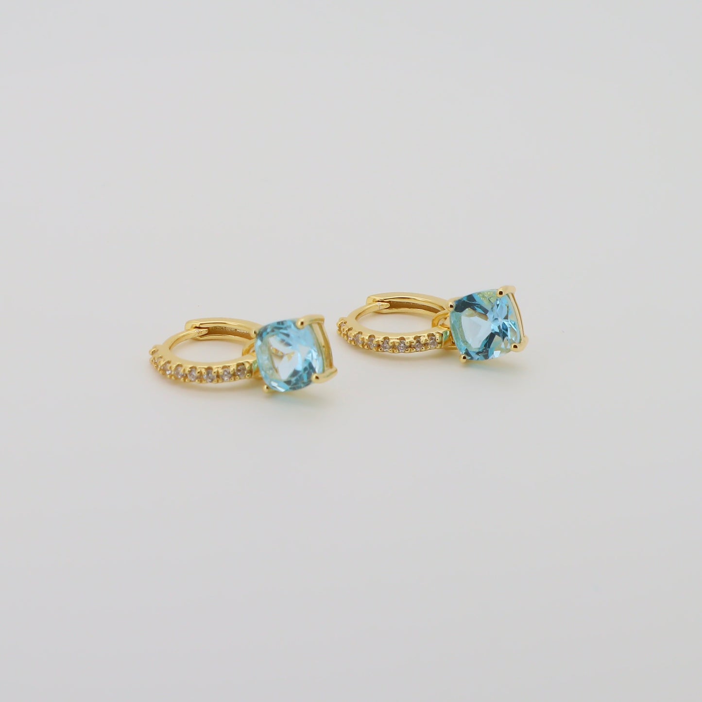 Luna Topaz Earring