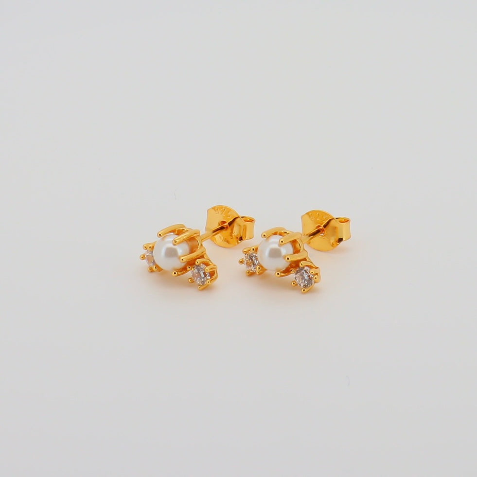 Pearl Stud