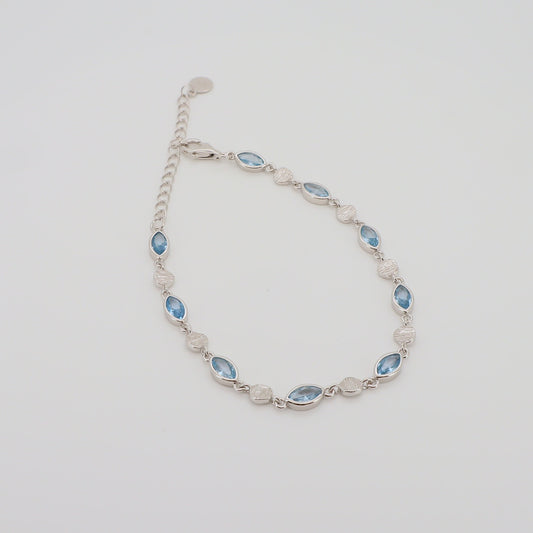 Gemma Topaz Bracelet Silver