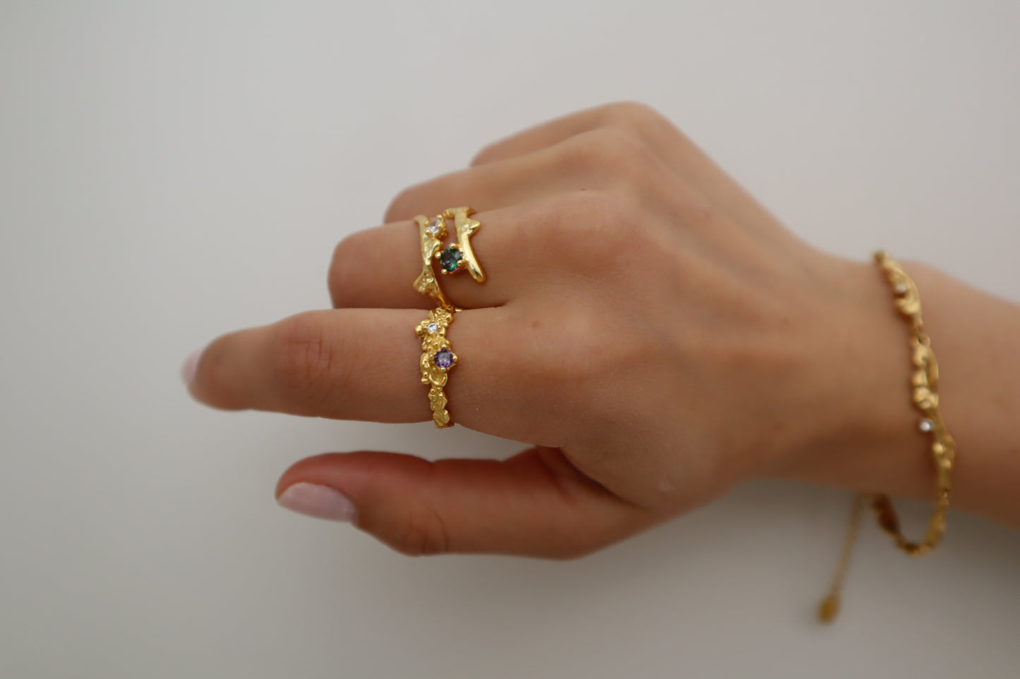 Solin Zirconia Ring Gold