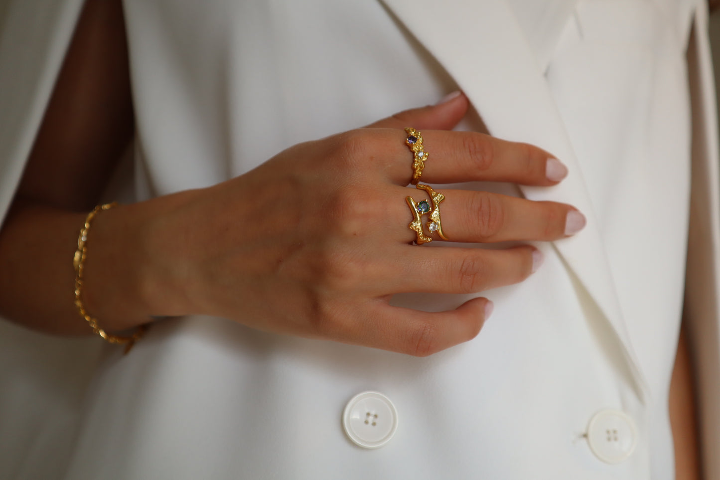 Noble Zirconia Ring Gold
