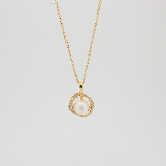 Zirconia Pearl Necklace